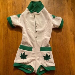 Fashion nova green and white herbal nurse romper costume. Perfect condition.